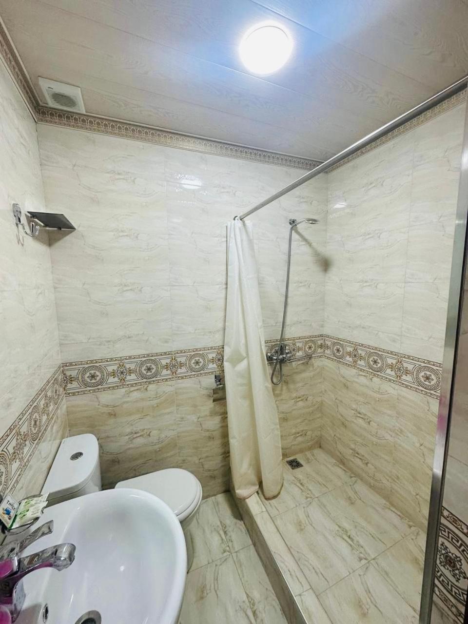 Yusuf Gold House Hotel Samarkand Bagian luar foto
